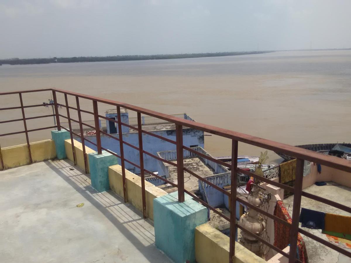 Shiva Lodge Varanasi Bagian luar foto